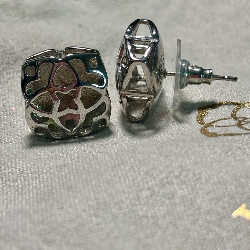 Kendra Scott Silver Floral Stud Earrings